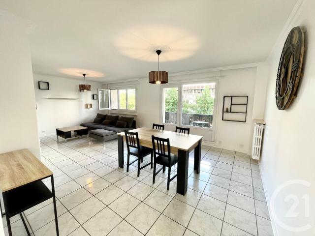 Location Appartement Rue des Docteurs Charcot, Saint Étienne