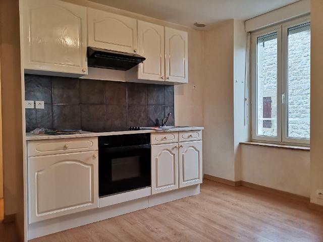 Location Appartement Rue des Douves, Sévérac d'Aveyron