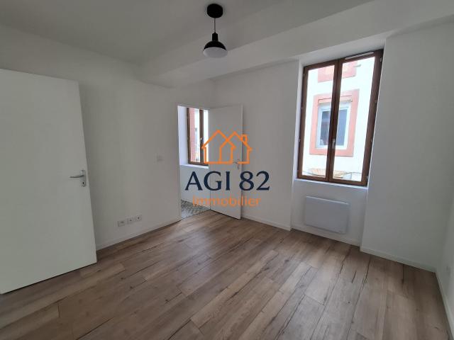 Location Appartement Rue des Écoles, Castelsarrasin