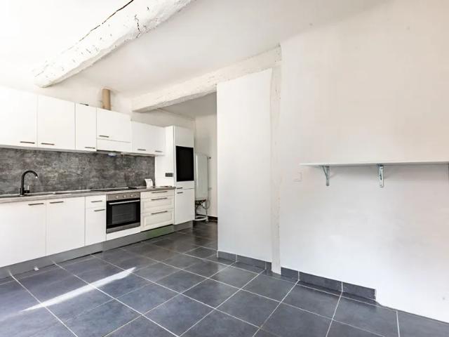 Location Appartement Rue des Écoles, Fayence