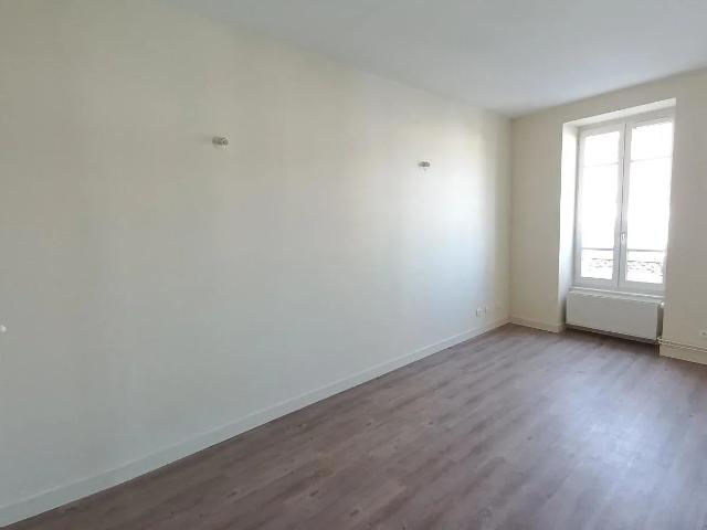 Location Appartement Rue des Fayettes, Villefranche sur Saône