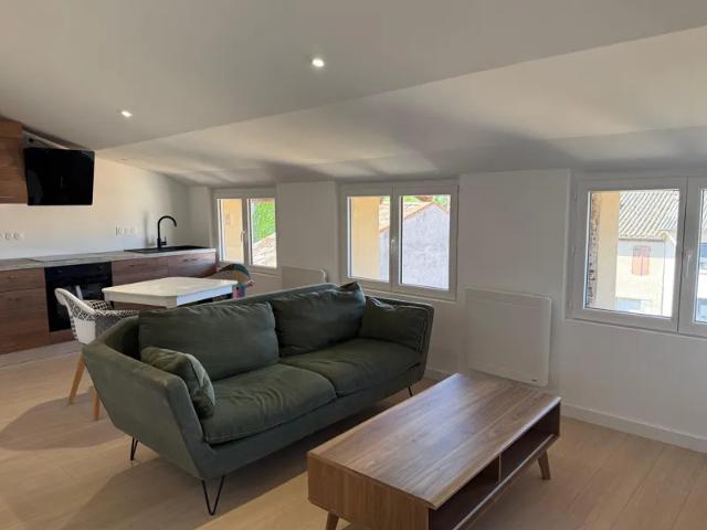 Location Appartement Rue des Fossés, Nègrepelisse