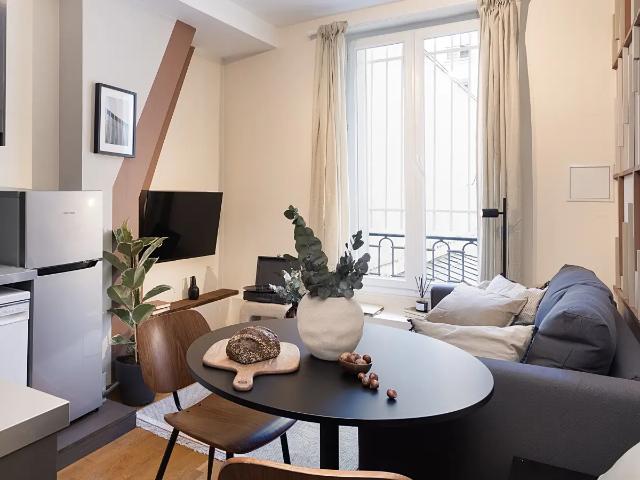 Location Appartement Rue des Fossés Saint Bernard, Paris