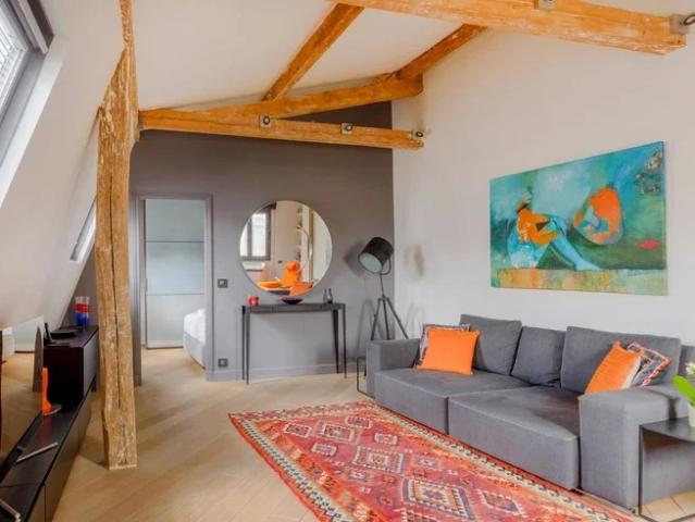 Location Appartement Rue des Francs Bourgeois, Paris