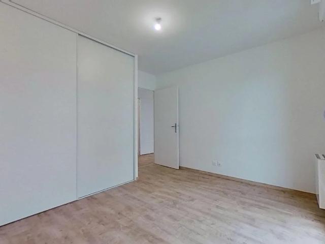 Location Appartement Rue Des Freres Mongolfier, Saint Pierre de Chandieu