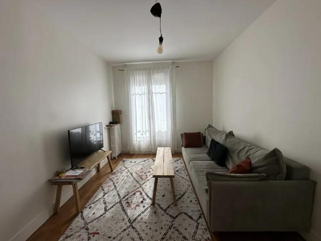 Location Appartement Rue des Frères Morane, Paris