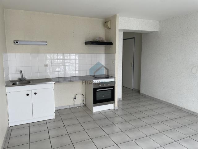 Location Appartement Rue des Genevriers, Maîche