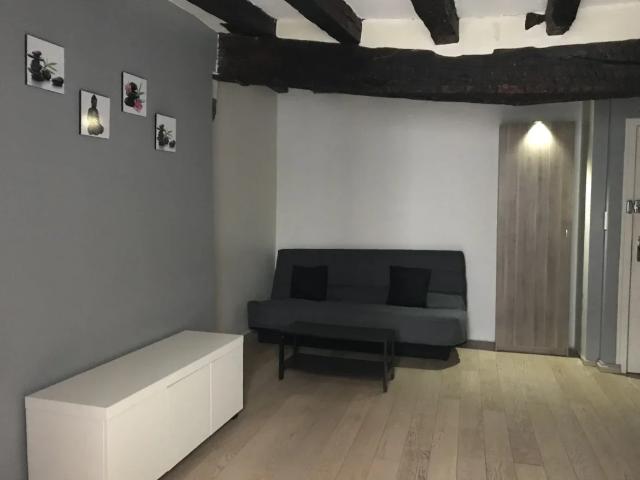 Location Appartement Rue des Godrans, Dijon