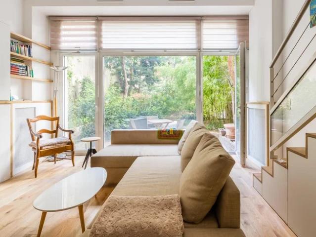 Location Appartement Rue des Grands Augustins, Paris