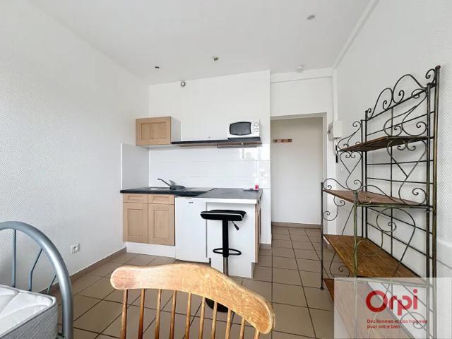 Location Appartement Rue des Grands Prés, Montluçon