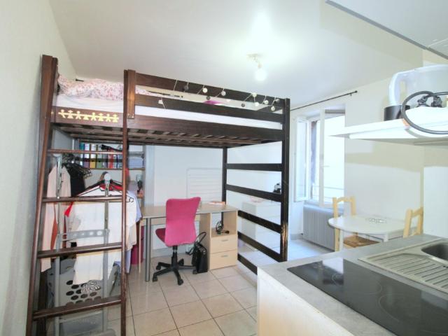 Location Appartement Rue des Granges, Besançon