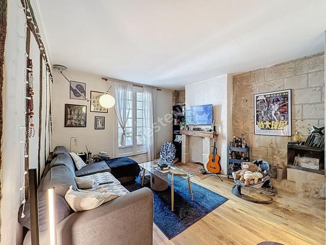 Location Appartement Rue des Halles, Tours