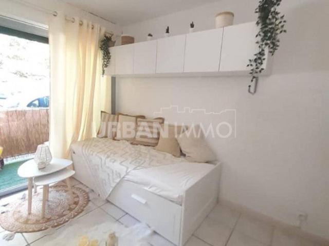 Location Appartement Rue des Hospices, Montpellier
