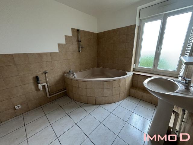Location Appartement Rue des Jardins, Chavelot