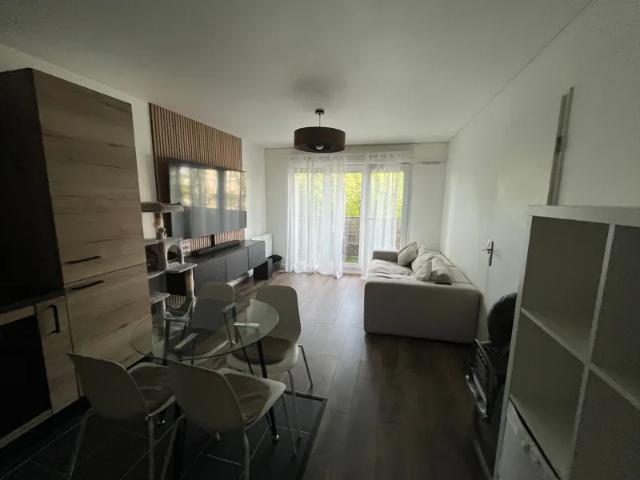 Location Appartement Rue des Lumières, Saint Ouen l'Aumône