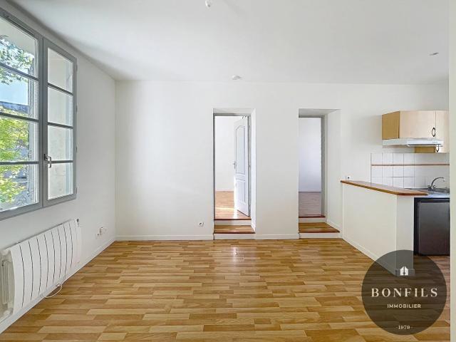 Location Appartement Rue des Lices, Avignon