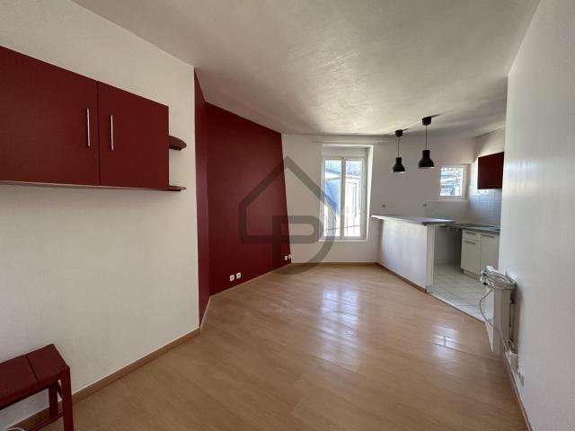 Location Appartement Rue des Pyrénées, Paris