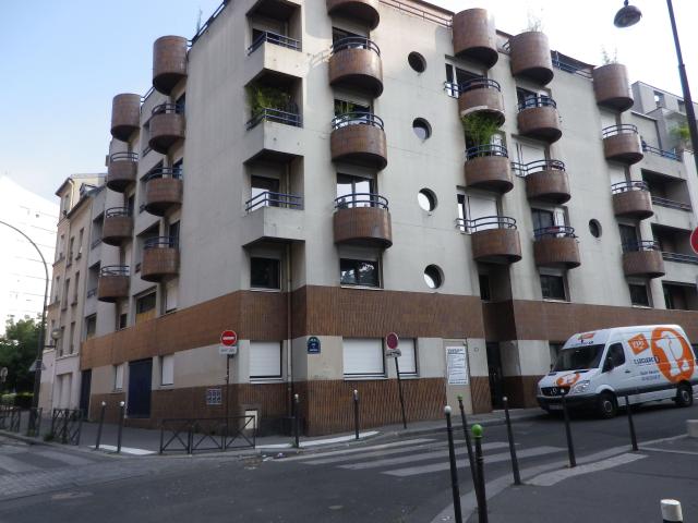 Location Appartement Rue des Panoyaux, Paris