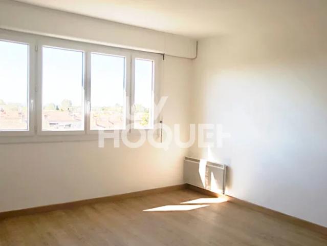 Location Appartement Rue des Papalines, Avignon