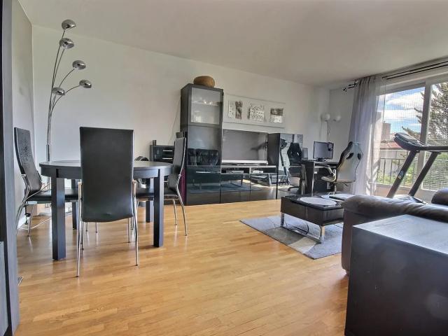 Location Appartement Rue des Parisiens, Asnières sur Seine