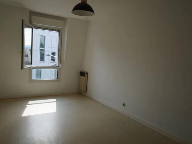 Location Appartement Rue des Péjoces, Dijon