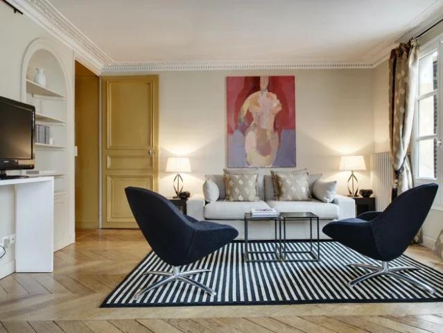 Location Appartement Rue des Petits Champs, Paris