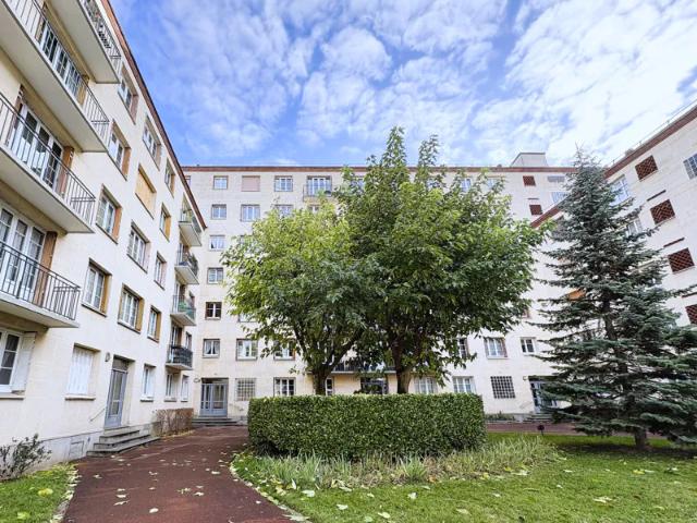 Location Appartement Rue des Pilotes, Bry sur Marne