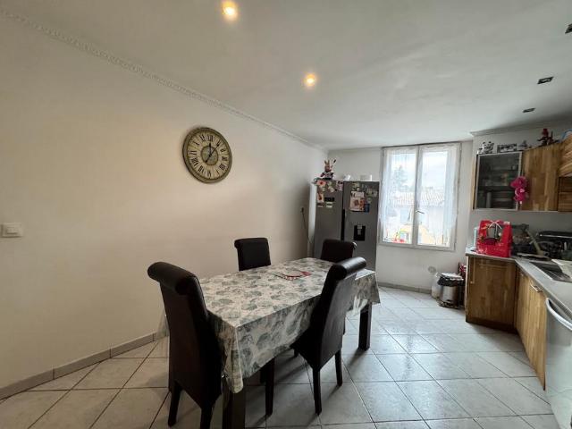 Location Appartement Rue des Plantiers, Manosque