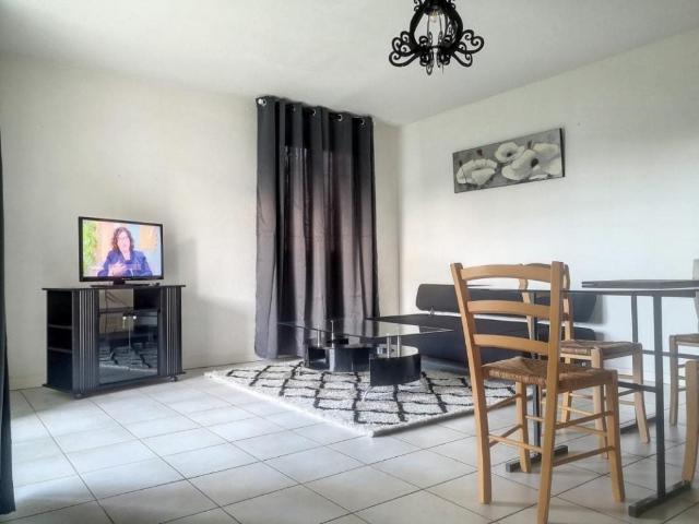 Location Appartement Rue des Platanes, Pineuilh