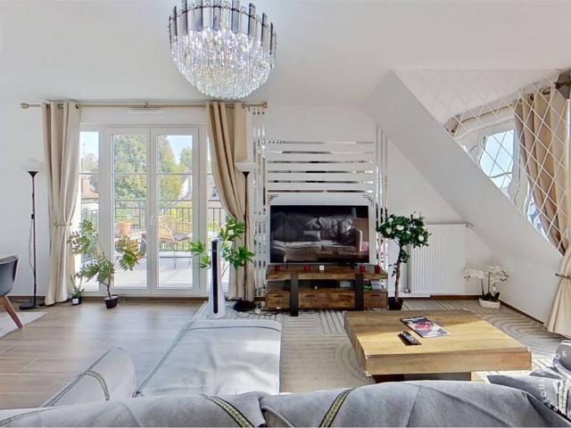 Location Appartement Rue des Prés Hauts, Châtenay Malabry