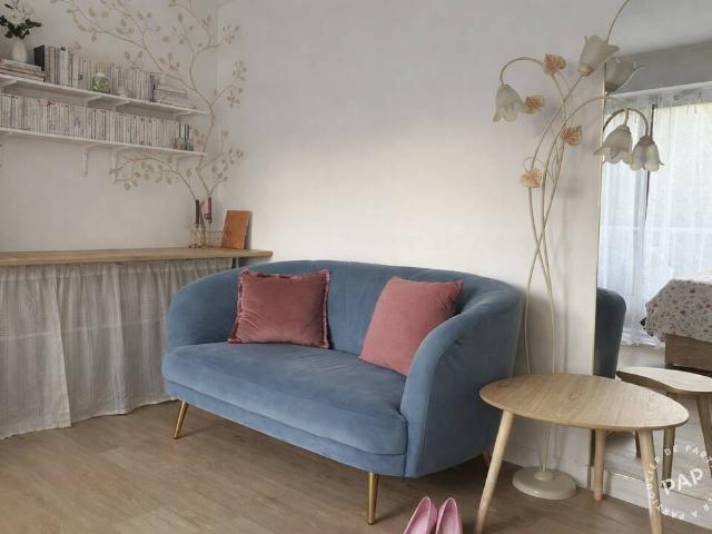 Location Appartement Rue des Prés Hauts, Châtenay Malabry