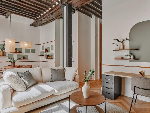 Location Appartement Rue des Prouvaires, Paris