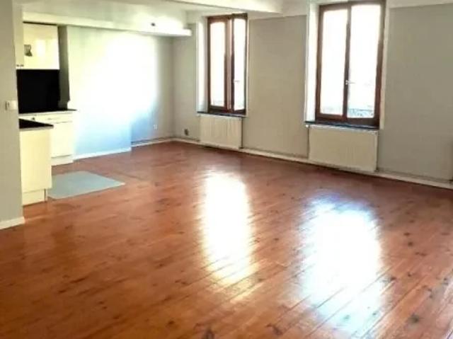 Location Appartement Rue des Quatre Églises, Nancy