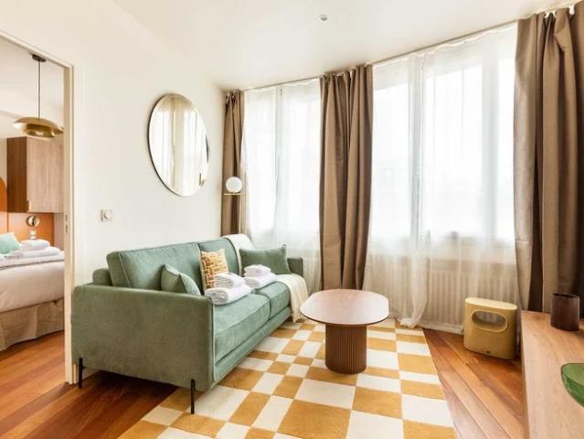 Location Appartement Rue des Reculettes, Paris