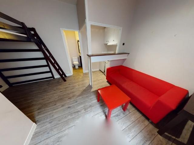 Location Appartement Rue des Remparts, Bordeaux