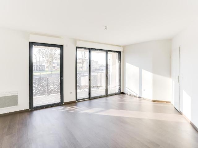 Location Appartement Rue des Rives de l'Oise, Persan