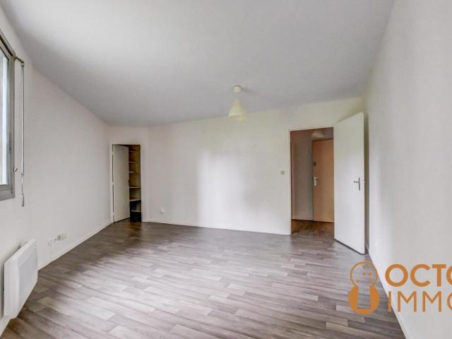 Location Appartement Rue des Roseaux, Toulouse