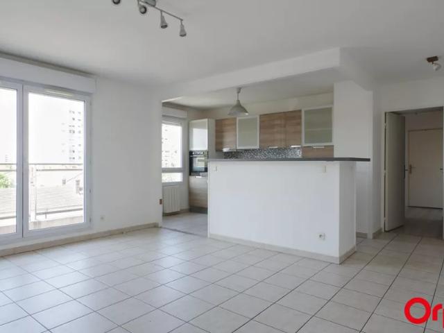 Location Appartement Rue des Roses, Lyon