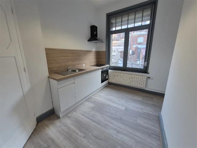 Location Appartement Rue des Rôtisseurs, Cambrai