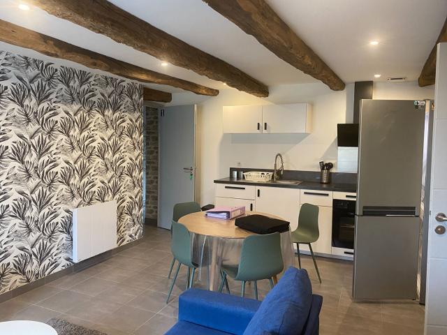 Location Appartement Rue Des Rouairies, Dinan