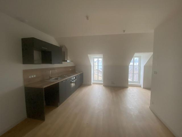 Location Appartement Rue des Rouairies, Dinan