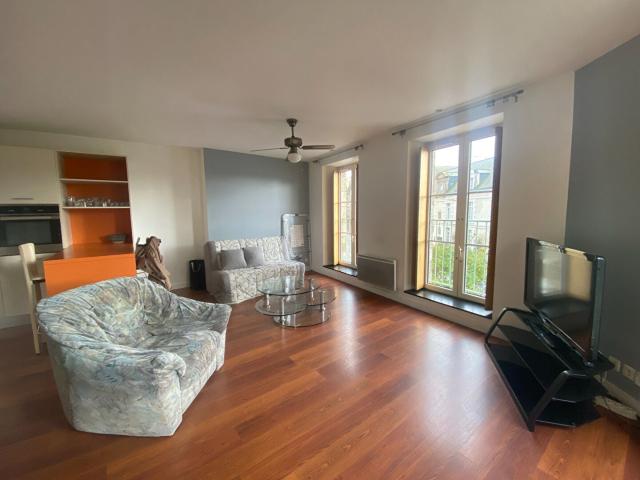 Location Appartement Rue des Rouairies, Dinan