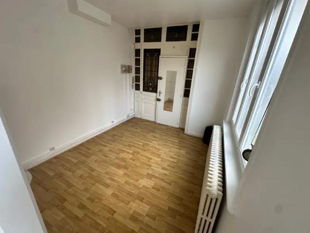 Location Appartement Rue des Stations, Lille