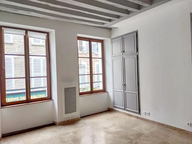Location Appartement Rue des Sablons, Fontainebleau