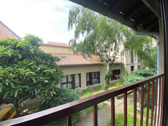 Location Appartement Rue des Salenques, Toulouse