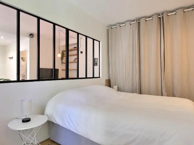 Location Appartement Rue des Saules, Paris
