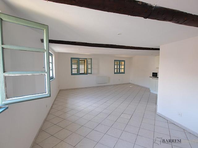 Location Appartement Rue des Savonnières, Toulon