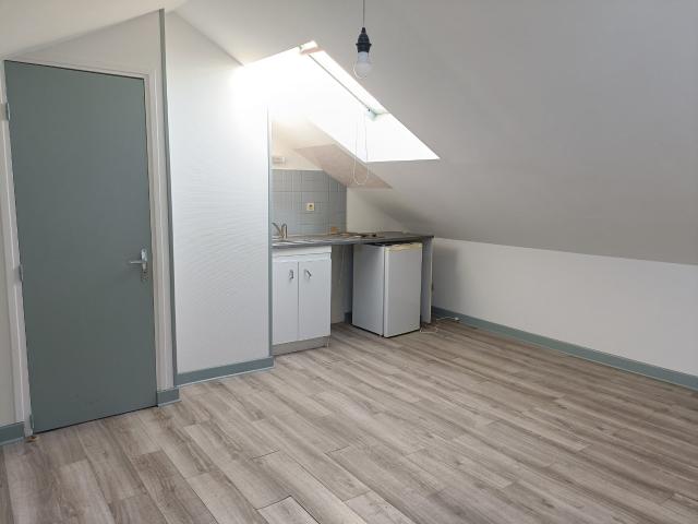 Location Appartement Rue des Tuileries, Reims
