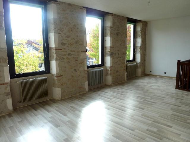 Location Appartement Rue des Thermes, Casteljaloux