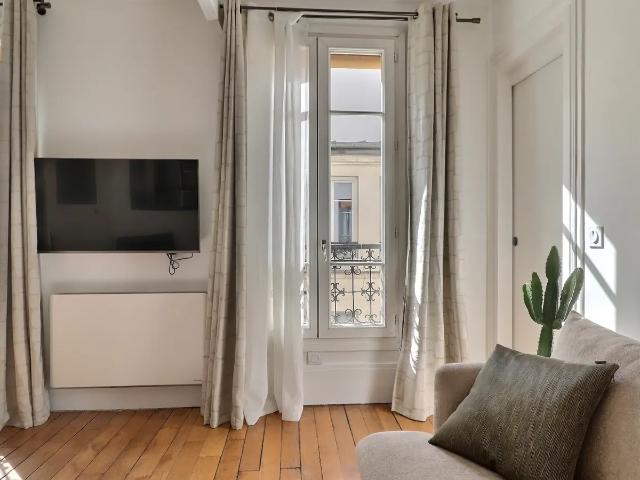 Location Appartement Rue des Tournelles, Paris